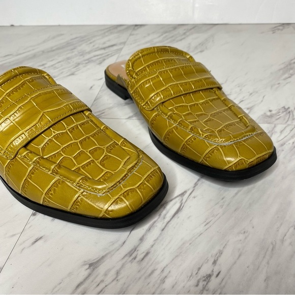 Marc Fisher Flyta Crocodile Embossed Leather Square Toe Mule 8M - Picture 8 of 13